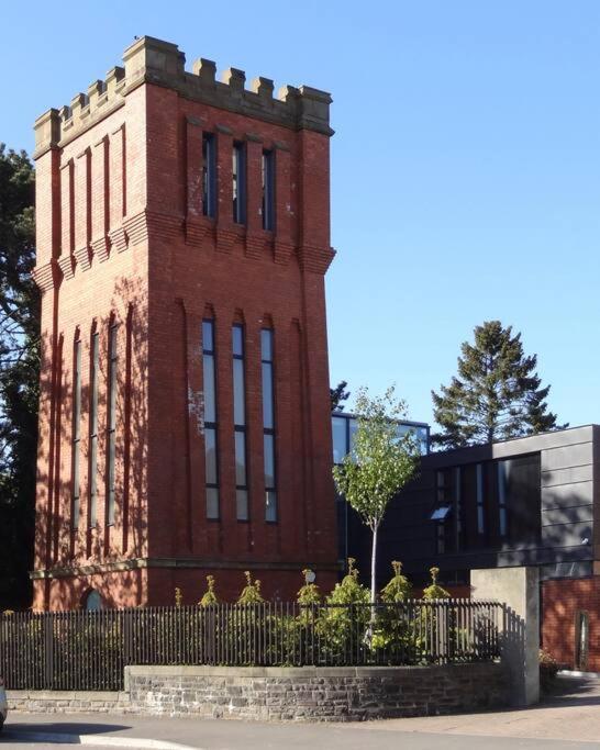Luxury Water Tower I Roof Bar I Cinema Villa Cardiff Dış mekan fotoğraf