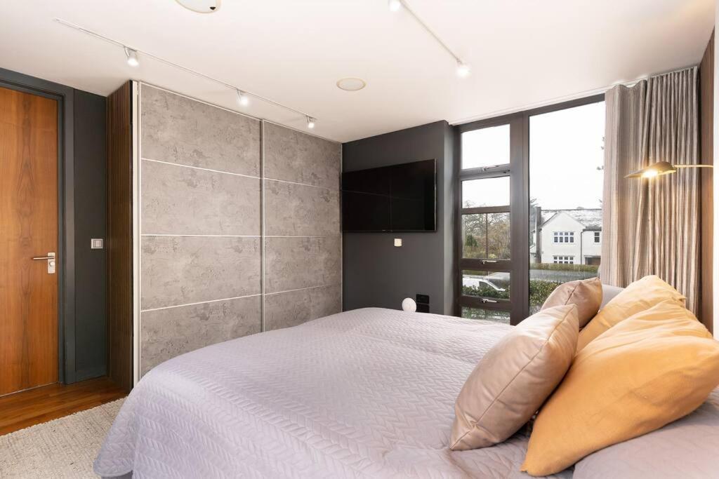 Luxury Water Tower I Roof Bar I Cinema Villa Cardiff Dış mekan fotoğraf